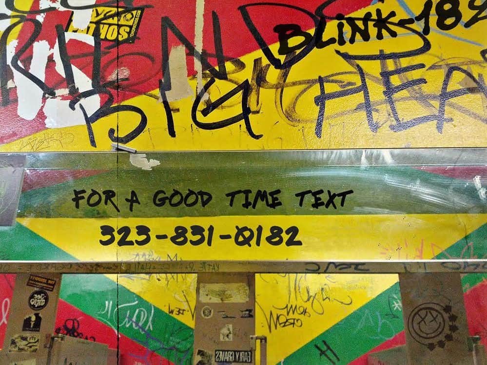 blink-182さんのインスタグラム写真 - (blink-182Instagram)「👆🏻(323) 831-0182 👆🏻」7月24日 3時24分 - blink182