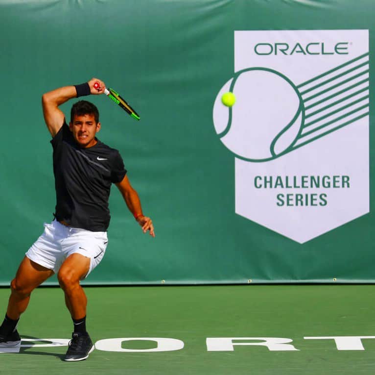 Oracle Corp. （オラクル）さんのインスタグラム写真 - (Oracle Corp. （オラクル）Instagram)「🎾 As the iconic grass of #Wimbledon begins its off-season maintenance, all eyes point towards the American hardcourts. In the city of New Haven Connecticut, beyond the ivy-draped buildings of Yale University, there is a stadium waiting to erupt. Here, some of the world’s best tennis players face off to earn a Wild Card spot for the BNP Paribas Open in Indian Wells. Catch the Oracle Challenger Series from September 2nd-8th as athletes fight to secure their place in history. #roadtoindianwells #bnpparibas #newhaven #atpworldtour」7月24日 3時24分 - oracle