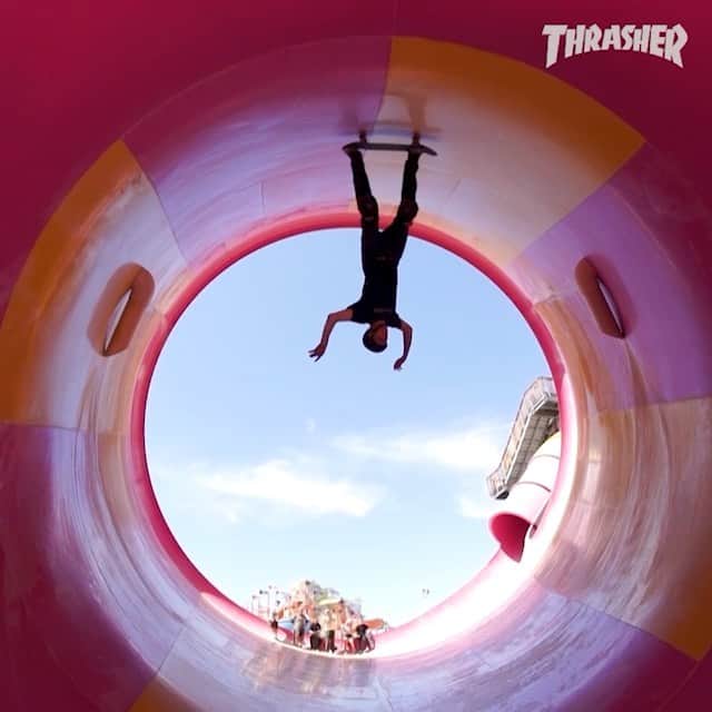 スラッシャーのインスタグラム：「🎯 @tonyhawk in ‘High N Dry’ 🌊  Playing now at ThrasherMagazine.com」