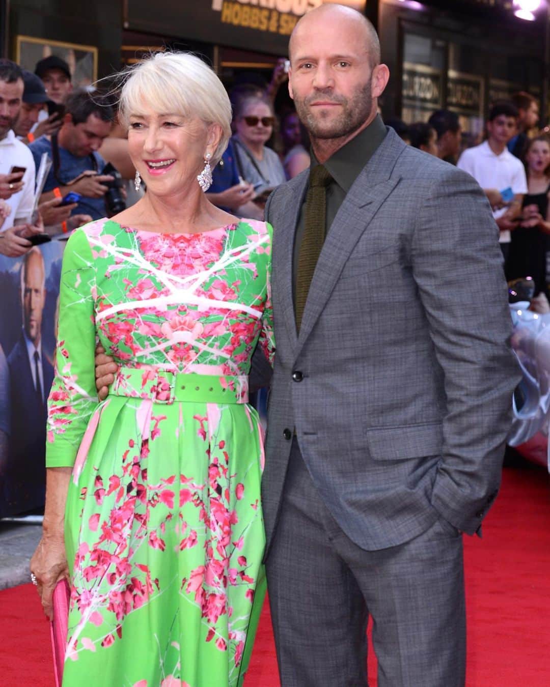 Just Jaredさんのインスタグラム写真 - (Just JaredInstagram)「Jason Statham, @idriselba @vanessa__kirby in @ralphandrusso and @helenmirren at the London premiere of @hobbsandshaw! See more on JustJared.com now. Photos: @gettyimages / WENN」7月24日 4時22分 - justjared