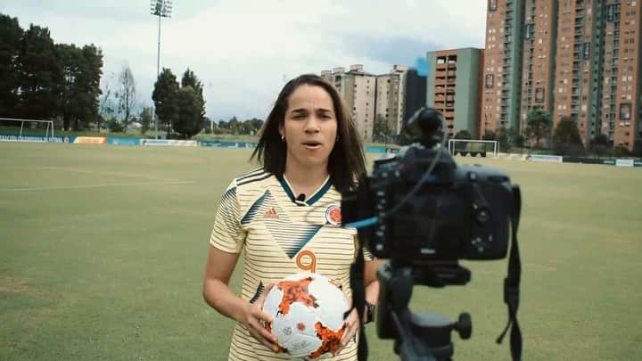 サッカー コロンビア代表チームのインスタグラム：「@orivelasquez la cuota de experiencia en la Selección Colombia Femenina 🙌🏼 #CorazónDeGuerreras」