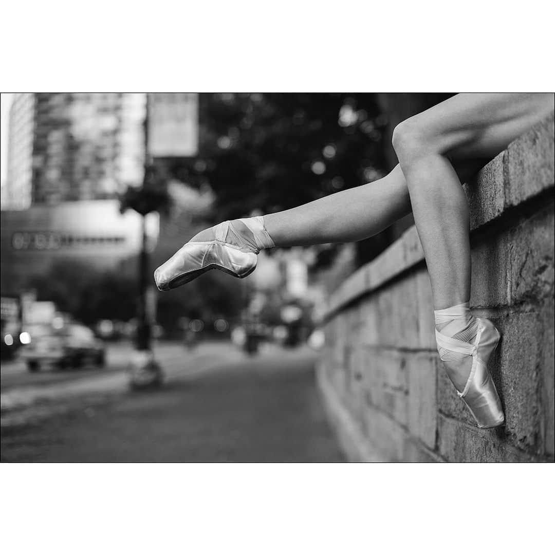 ballerina projectさんのインスタグラム写真 - (ballerina projectInstagram)「We will be celebrating the 18+ years of the Ballerina Project as we near our conclusion. Here is a look back at that the moments that best represent the project from the past 2 decades.  Here is a collection of images from my first shoot with Isabella. #ballerina - @isabellaboylston #newyorkcity #unionsquare #eastvillage #meatpackingdistrict #ballerinaproject #ballerinaproject_ #ballet #dance #pointe #isabellaboylston #pointeshoes  Only 7 Ballerina Project limited edition prints are left for purchase. Link is in our Instagram profile to purchase one today.  The Ballerina Project book is now available for pre-order. Go to @ballerinaprojectbook for pre-order link and info. #ballerinaprojectbook」7月24日 7時31分 - ballerinaproject_