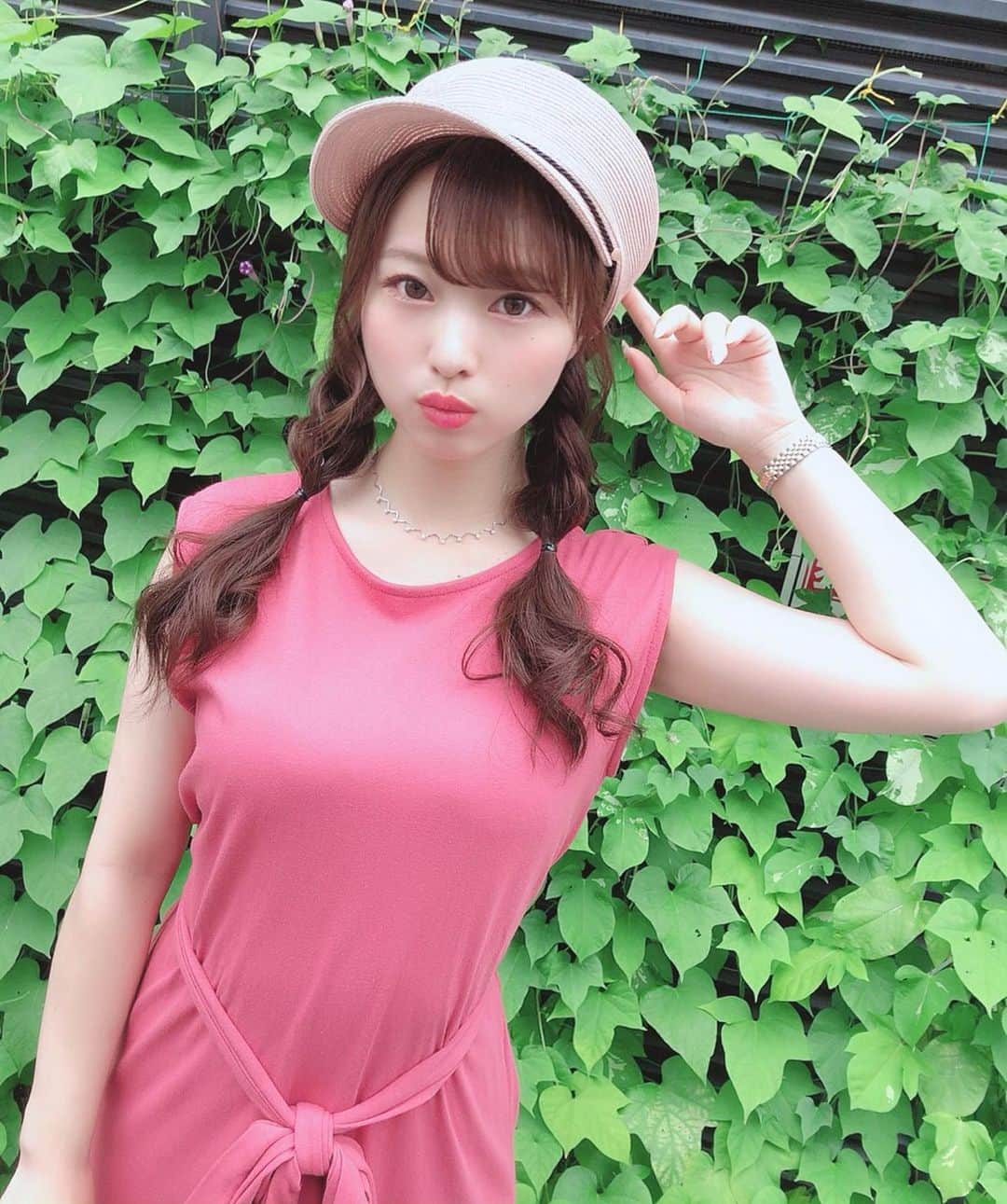 清里千聖さんのインスタグラム写真 - (清里千聖Instagram)「. おはよう💓Gm. 暑いね🥺🍧梅雨明けかな？. 今日も頑張りましょう💓. #goodmorning #wednesday #pink #Valmuer #valmuer_official #ootd #fashion #coodinate #love #ワンピース #instalove #🏖」7月24日 7時35分 - chiseikiyosato