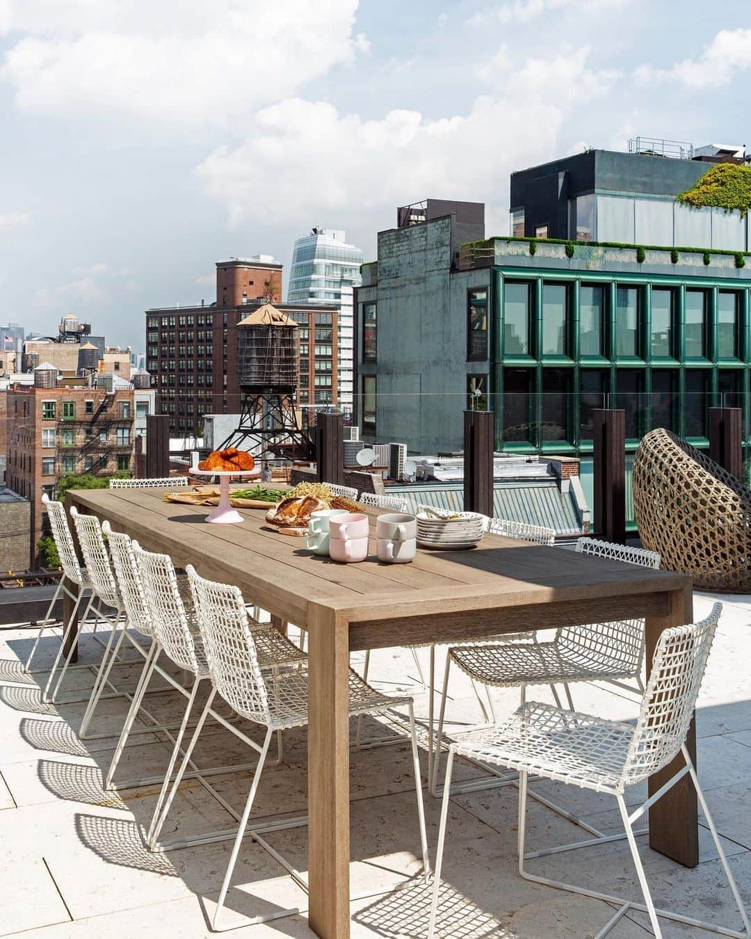 Homepolishさんのインスタグラム写真 - (HomepolishInstagram)「We're adding these chairs to our theoretical survival guide to city summer heat and humidity. Their open weave lets us breathe—and stay seated long enough to truly savor our croissant. Design by @kroesserstrat of #HomepolishNYC / Photo by @seanlitchfield」7月24日 8時15分 - joinfreddie