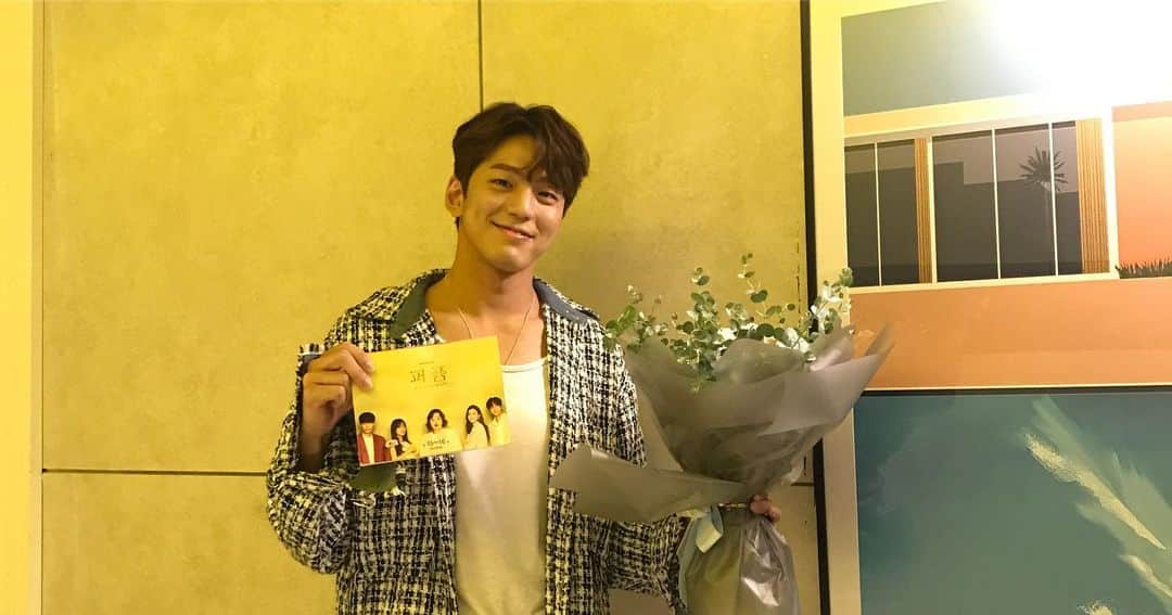 キム・ミンギュのインスタグラム：「고생하셨습니다 수고하셨습니다 감사했습니다 사랑합니다😊」