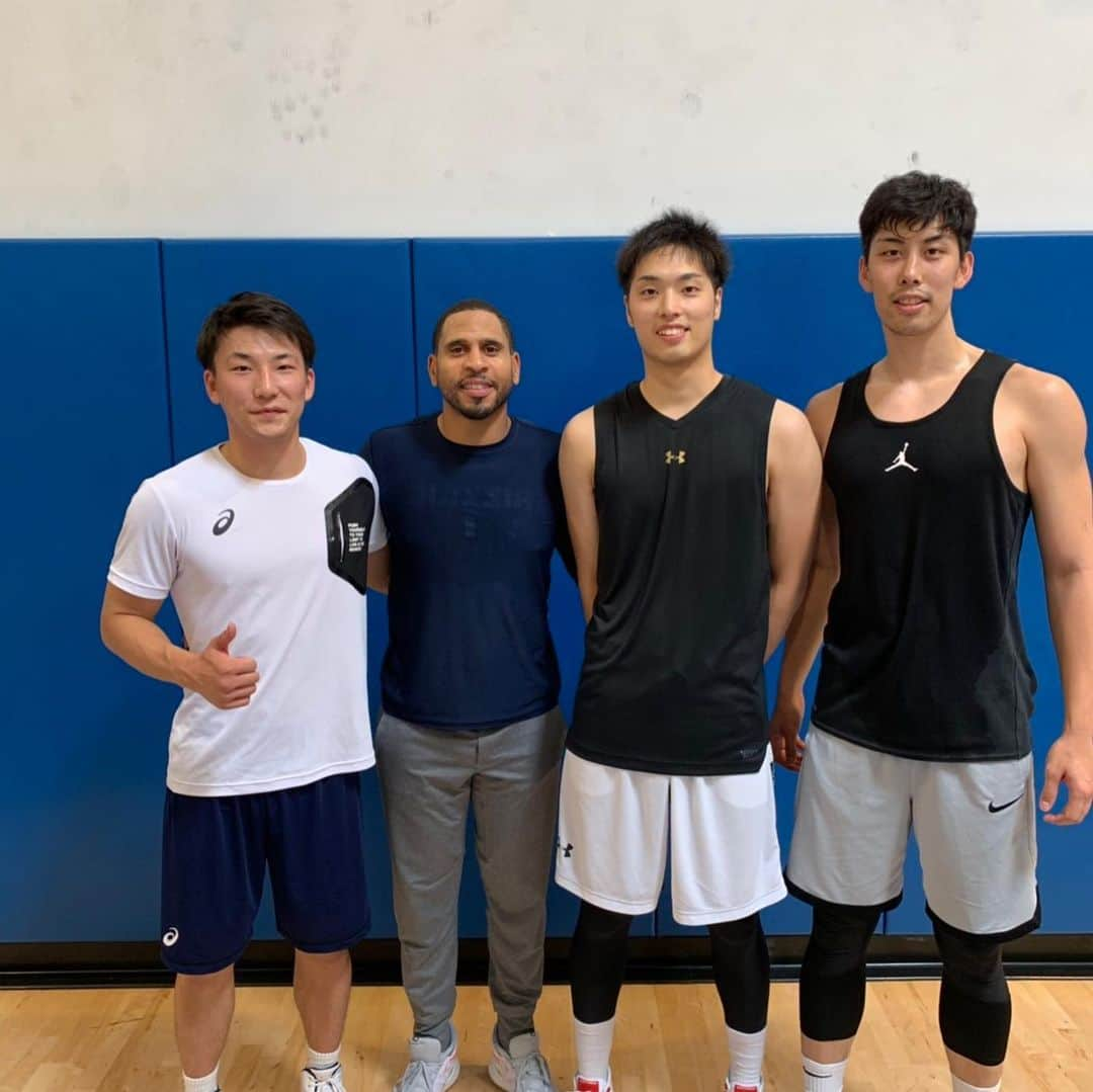 岡田侑大さんのインスタグラム写真 - (岡田侑大Instagram)「Thank you JJ! It was a very good workout!  He told me what to do next season! #LA🇺🇸 #そろそろオムライス食べたい🥚」7月24日 8時30分 - okadayutabsk