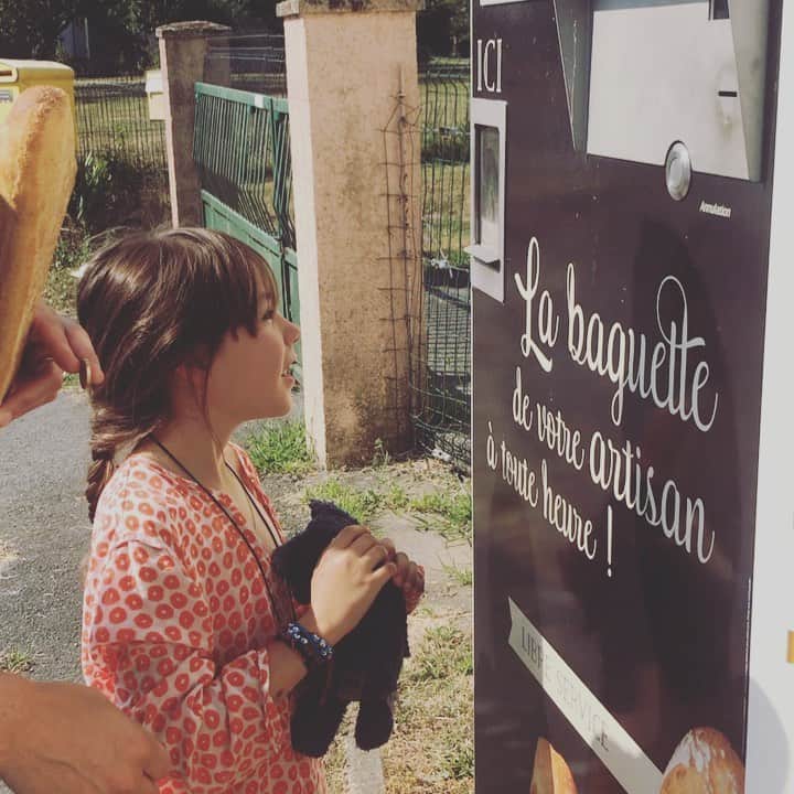メアリー・マコーマックのインスタグラム：「France is the best.  We get our Morning baguettes out of a vending machine in the middle of nowhere... countryside.  Not a store for miles.」