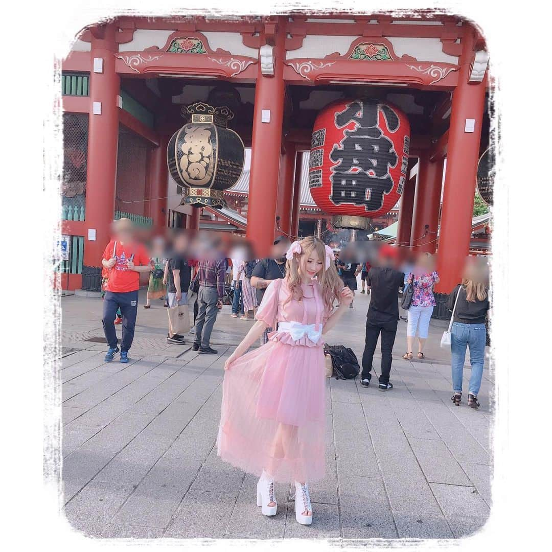 ちいめろさんのインスタグラム写真 - (ちいめろInstagram)「#ちいめろ #コーデ #Princessmelody #mars #coordinate #姫系 #白ピンコーデ #浅草 #浅草寺」7月24日 8時36分 - chiimelo74