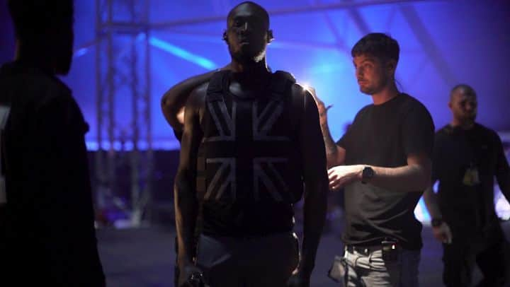 バンクシーのインスタグラム：「. Who knew moving into gents tailoring could be this much fun? A vest that’s capable of stopping bullets up to .45 calibre.  And yet it’s not machine washable. @stormzy」