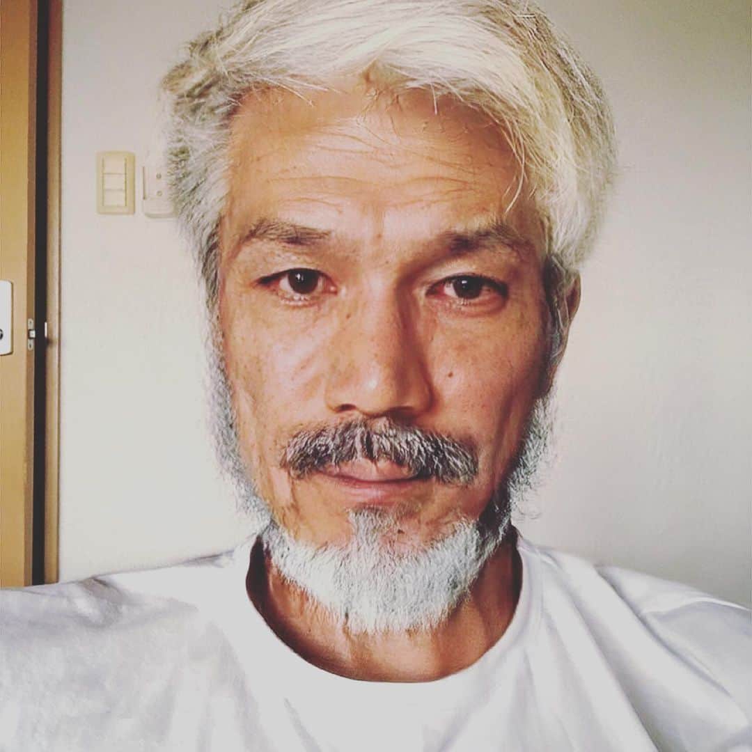 伊佐耕平のインスタグラム：「伊佐お爺ちゃん  #お父さんに似てる #気がする #thankyou」
