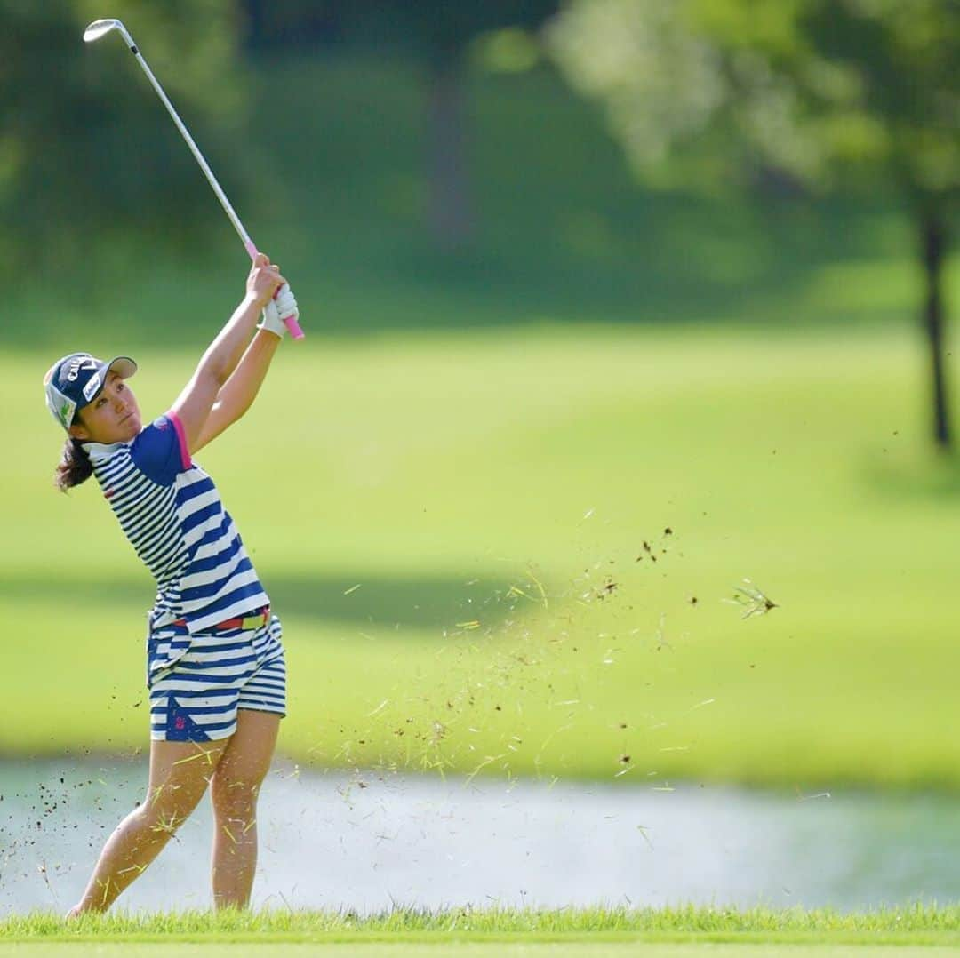 山村彩恵さんのインスタグラム写真 - (山村彩恵Instagram)「第8回Samantha Thavasa girl's correction golf tournament2019‼︎ 今年もたくさんの応援ありがとうございました📣‼︎イベントもたくさんの方に参加していただきありがとうございました‼︎ プロ当初から契約していただいているSamantha Thavasa🧸🎀 ただただ不甲斐ない。。いい感覚になってきてる部分もあるのに本当勿体ない。。それには必ず原因があるので絶対突き止めて乗り越えたいと思います‼︎🔥 そしてまた次の試合に向けて 最善の準備をしていきます👊  本当にありがとうございました‼︎✨ そして、さくちゃん初優勝本当に おめでとう㊗️🎉 #samanthathavasagolf  #イーグルポイントゴルフクラブ  #次は  #カストロールレディース」7月24日 18時23分 - saensa629