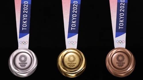 夏木マリさんのインスタグラム写真 - (夏木マリInstagram)「TOKYO2020 オリンピック・パラリンピック メダル決まりましたね！  今日は、丁度、1年前、 姐さんもセレモニー行ってきました！ ご報告は後ほどね！  #Tokyo2020 #Paralympic #Olympic #Oneyearlater  #marinatsuki  #natsukirock  #夏木マリ」7月24日 18時28分 - mari_natsuki