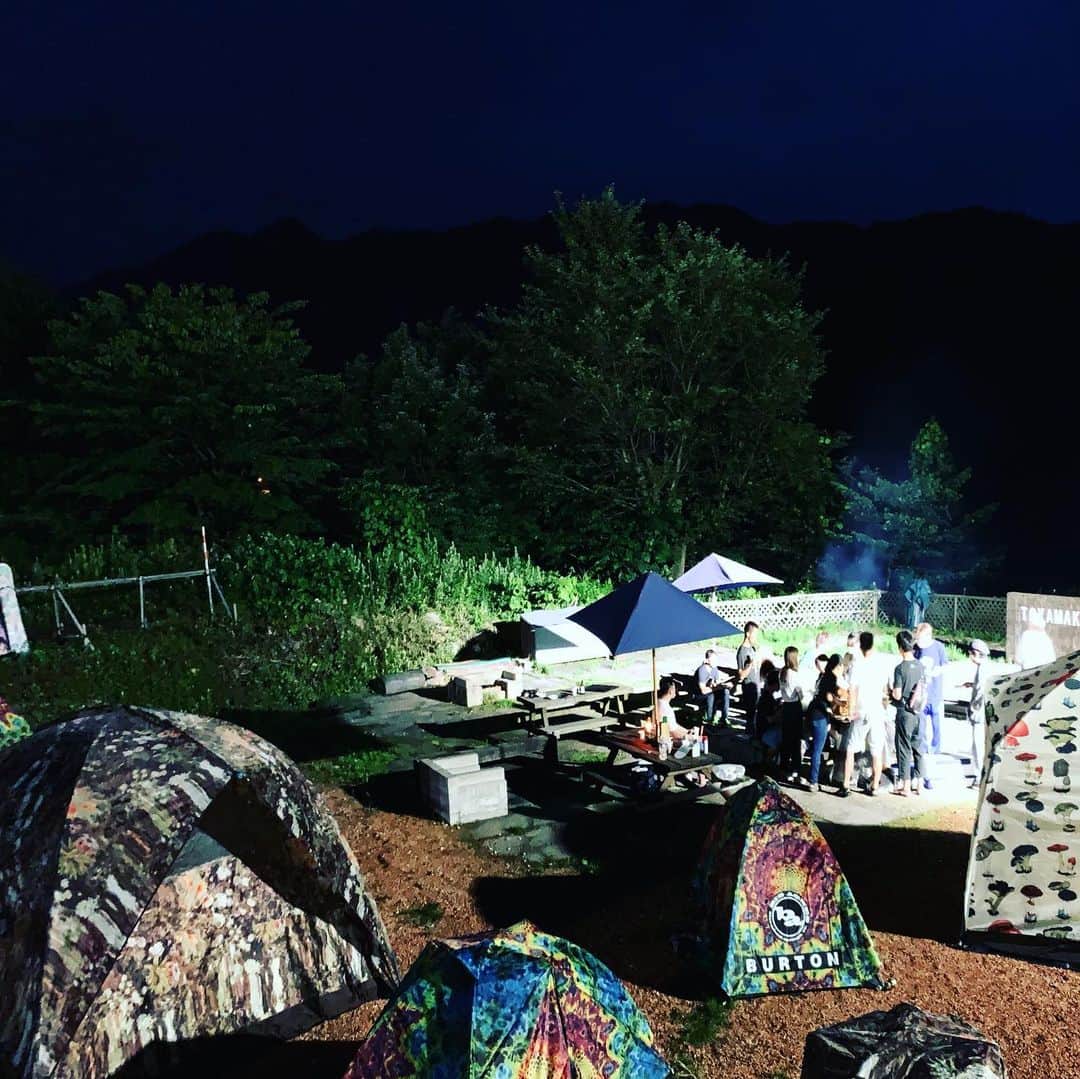藤森由香さんのインスタグラム写真 - (藤森由香Instagram)「@toyamakings で今年も @asamihirono と @hikaru__83 と私でコトナの夏休みを開催しました！ キングスでスノーボードのジャンプの練習、夜はBBQして、@burton と @bigagnes_japan のテントに泊まってキャンプ、富山の自然を楽しんだりスノーボードを通じてコミュニティを作ろうというイベント。 @egobrewer さんが今回イベントに協賛してくれて、私の地元長野県のビールを皆さんに楽しんでもらえました🍻 今年で3回目を迎えたこのイベントはキャンパーさん、天気、スポンサーさんにも恵まれて最高に楽しいイベントで終われました！ 今回来れなかった皆さん、別の機会に是非また来てください！ キャンパーのみなさん、本当に二日間ありがとうございました🙏💕」7月24日 19時03分 - yukafujiforest