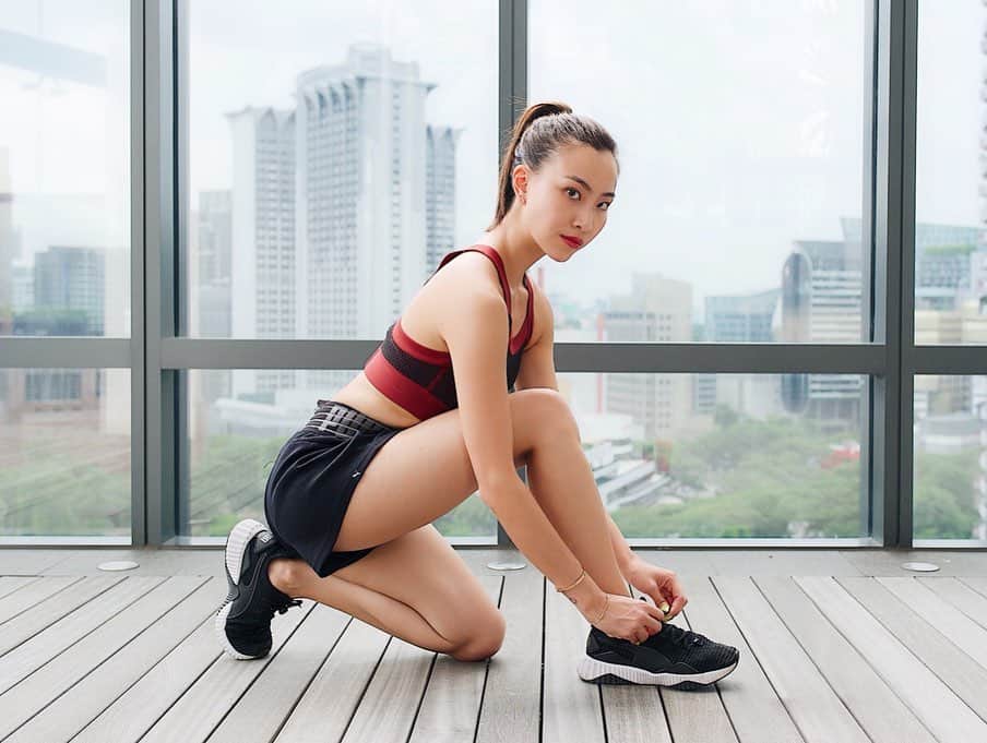 ソニアのインスタグラム：「If a challenge comes your way... stare it down and take it on cos there isn’t an obstacle or person you cannot overcome if you put your mind to it 💎  #PUMAsg @pumawomen」