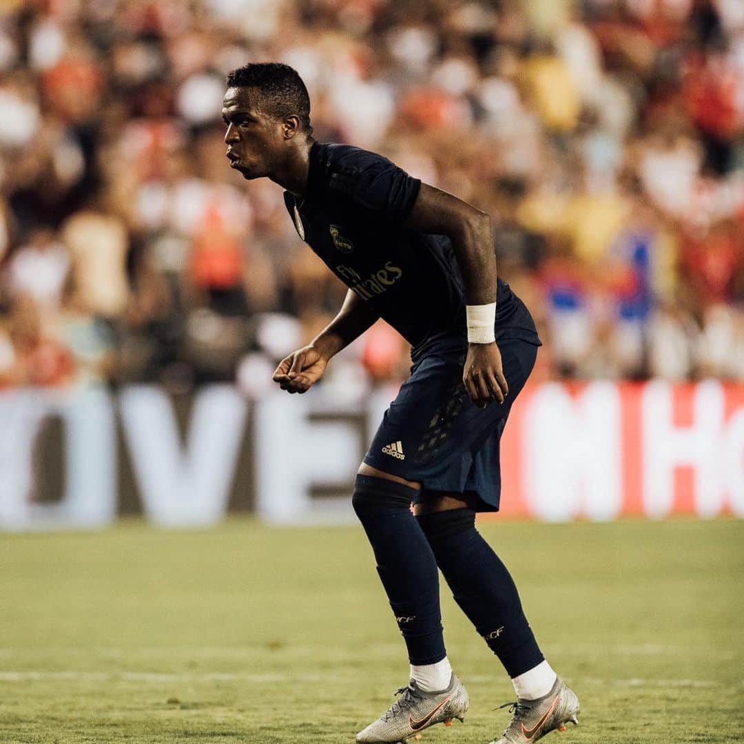 ヴィニシウス・ジュニオールさんのインスタグラム写真 - (ヴィニシウス・ジュニオールInstagram)「Pré-temporada!! @samrobles / @playerstribuneglobal」7月24日 11時43分 - vinijr