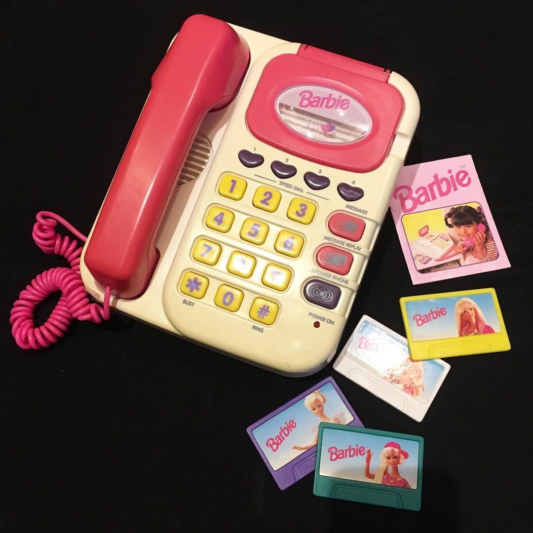おもちゃやSPIRALさんのインスタグラム写真 - (おもちゃやSPIRALInstagram)「90's Barbie トーキング テレフォン 入荷しました！  8800円です！」7月24日 11時55分 - spiral_toy