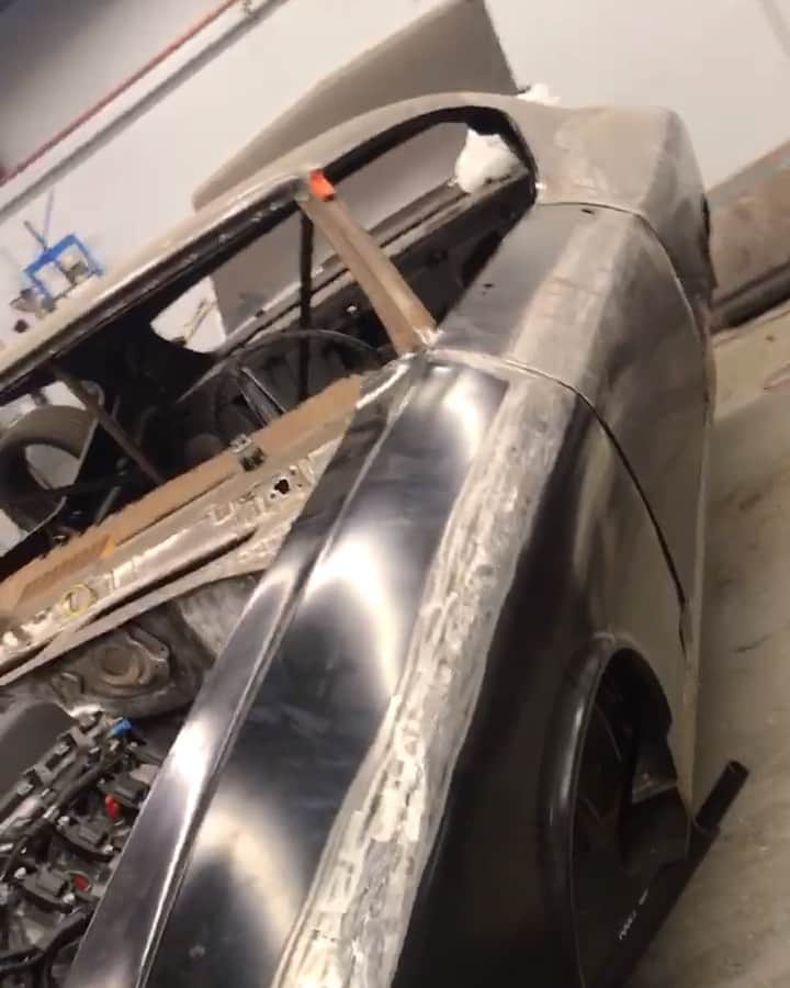 ファンクマスター・フレックスのインスタグラム：「We getting ready for #Sema2019 !!! @hotchkis #68Chevelle SS gonna be something! @sixtwelveautoworx getting it right! @originalpartsgroupinc we rolling!」