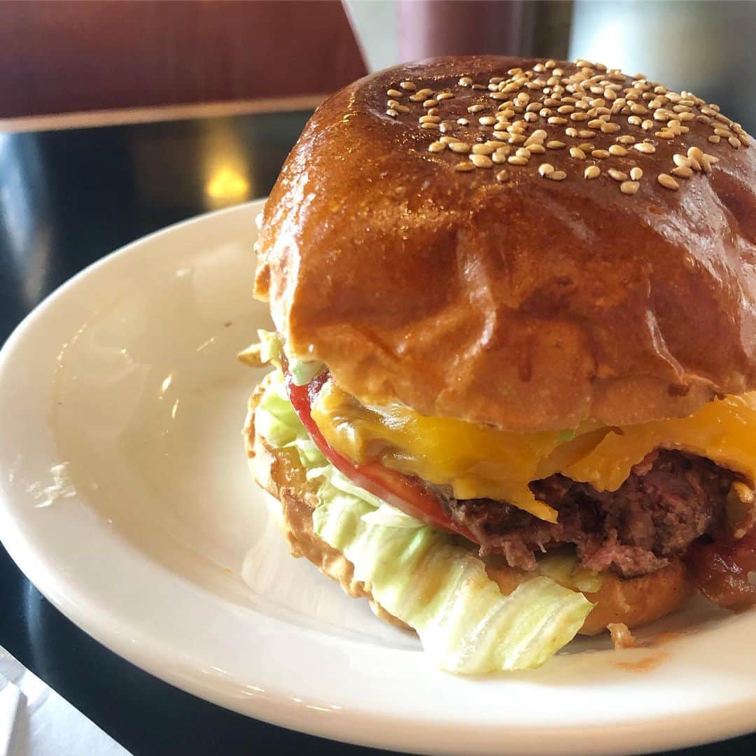 小鳥遊しほのグルメインスタ