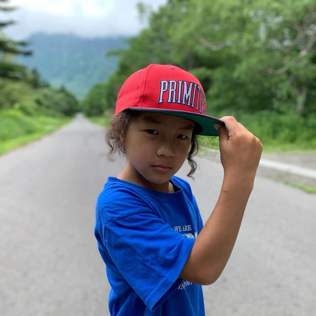 上田ユキエさんのインスタグラム写真 - (上田ユキエInstagram)「ただいま。 #japan #trip #homemountain #日本大好き #8yearsold #snowboarder @ronin_the_tour_life」7月24日 13時07分 - yukie_ueda