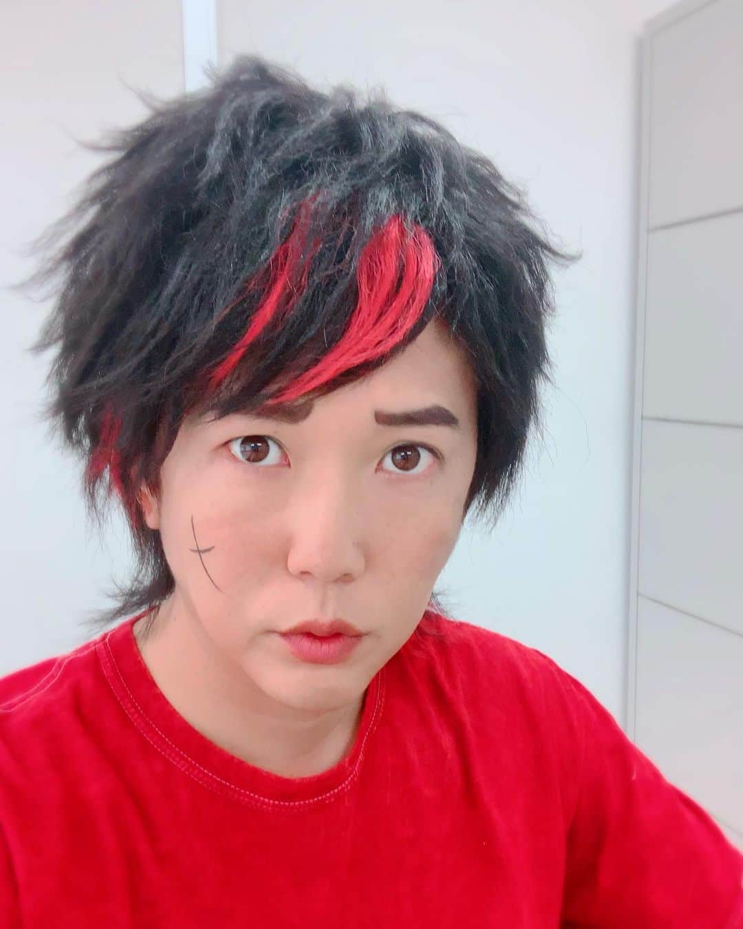 金子貴俊のインスタグラム：「収録。中々、自分にはないテーストのキャラクター(^^)結構気に入ってるんだなぁー。いい感じですかね？  #ビットワールド#通学王#eテレ」