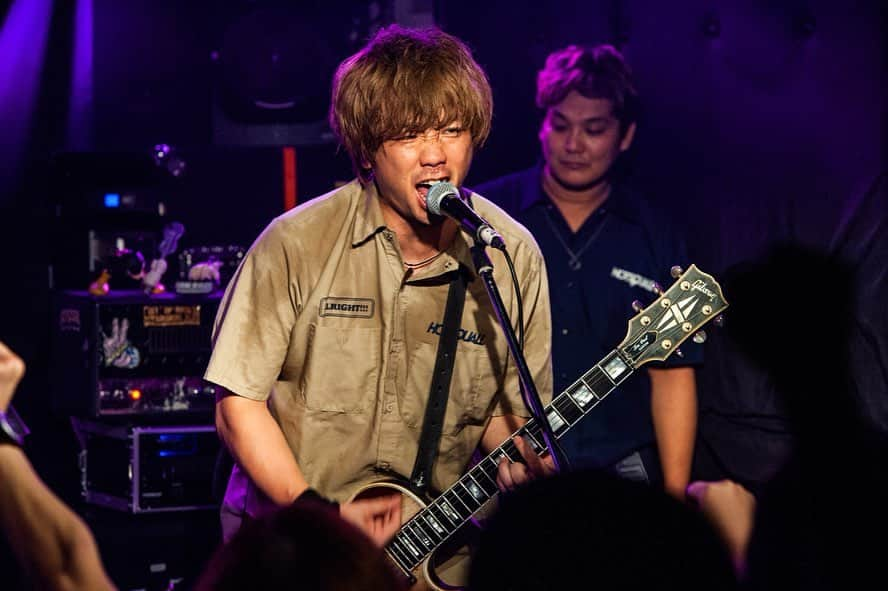 チフネシンゴさんのインスタグラム写真 - (チフネシンゴInstagram)「. 2019.7.21 (sun) HOTSQUALL 20th Anniversary ."Get Up Rock Soldiers tour 2019"  @岐阜柳ヶ瀬アンツ w/KUZIRA BURL . . 楽しかった〜！！ めちゃ意味のある良きスリーマンでした！ 来た人には分かるでしょう♪ . . もはや岐阜は我らがホーム😁🍻🍻🍻 . . . #gurstour #KUZIRA #BURL #HOTSQUALL #ホスコ  1〜5枚目 Photo by @manaty49  6〜10枚目 photo by ジョネス君」7月24日 14時07分 - chikkun_hotsquall