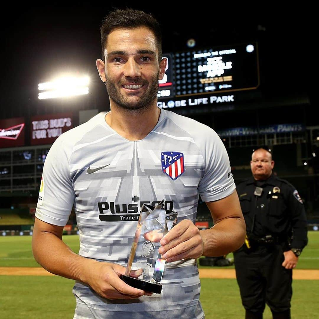 アントニオ・アダンさんのインスタグラム写真 - (アントニオ・アダンInstagram)「Seguimos sumando buenas sensaciones 💥💪⚽ #ChivasAtleti #InternationalChampionsCup」7月24日 14時30分 - antonioadan13