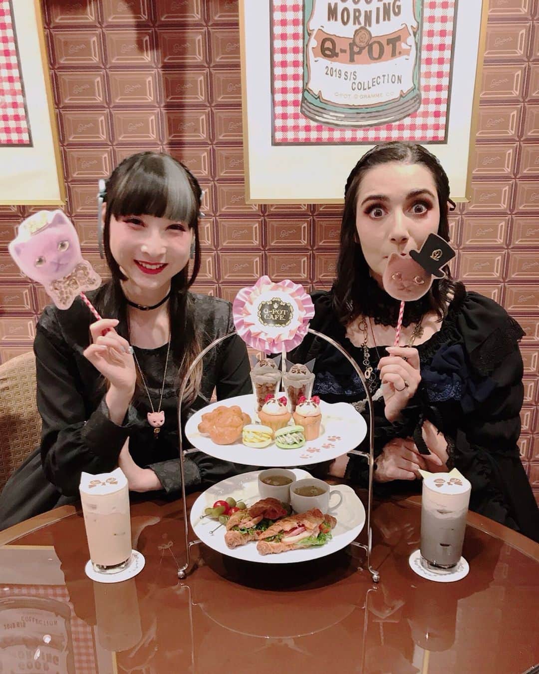 RinRinさんのインスタグラム写真 - (RinRinInstagram)「All the fun and craziness during shooting for @safiyany ’s “I Got A Japanese Lolita Fashion Makeover” hope you guys enjoyed it~ I think the final look came out amazing💕 (last photo was when we got caught in the typhoon rain ☔️ 🌧 🌧 🌧 ) 📸 by @tylerlwilliams29 . . RinRin #OOTD (Thank you @nahotass for lending me your clothes!) Onepiece: #mihomatsuda  Tights: #abilletage  Shoes: #jeffereycampbell  Choker: #milhae  Hair styling: #chantegram . . Safiya OOTD Blouse: #atelierpierrot  JSK: #atelierpierrot  Corset: #abilletage  Tights: #abilletage  Ribbon garter: #milhae  Hair styling: #chantegram . . #rinrindoll #safiyanygaard #rinrinyoutube #lolitafashion #japanesefashion #tokyofashion #harajukufashion #angelicpretty #ファッション #旅行 #夏 #おしゃれ #コーデ #撮影 #モデル #今日のコーデ #ロリィタ #ロリータ #原宿 #東京 #tokyo #harajuku #japan」7月24日 15時00分 - rinrindoll