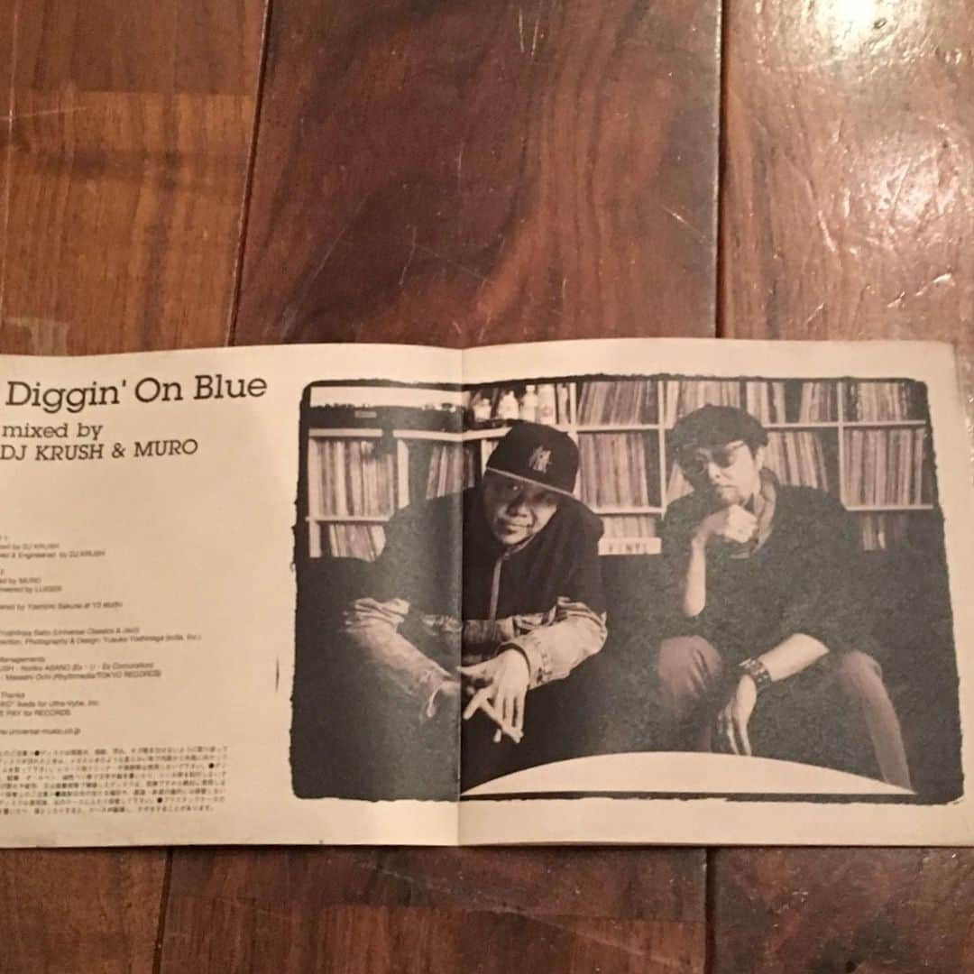 MUROさんのインスタグラム写真 - (MUROInstagram)「本日『DIGGIN’ ON BLUE』が㊗️リリースされマスター‼︎🎉🎉 制作にご協力頂いた皆様と聴いてくれている皆様全員に、心より感謝感謝‼︎ @tower_shibuya  @djkrushofficial  @yusuke_yoshinaga  @yoshio_kawamoto_  @hyperjam  #20190724 #digginonblue」7月24日 16時57分 - dj_muro