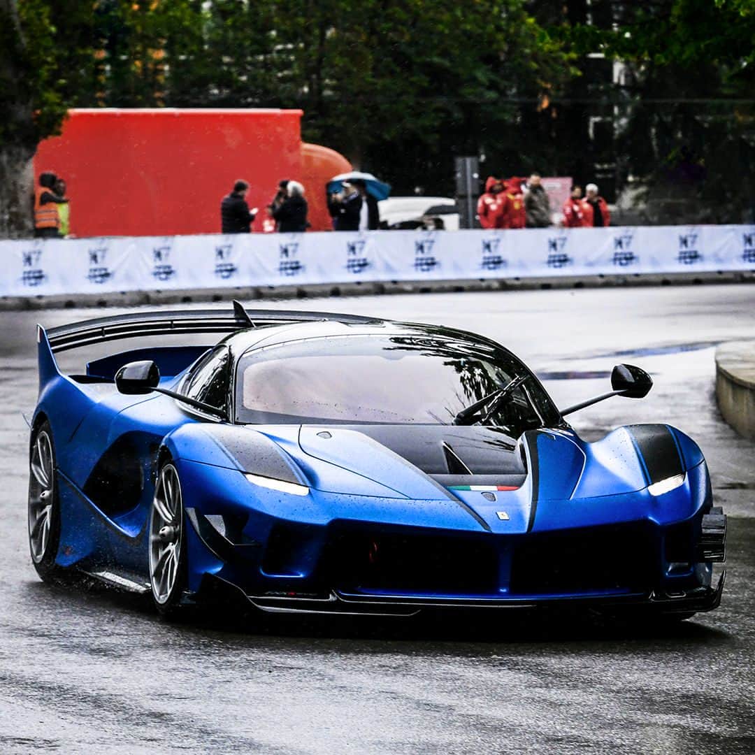 フェラーリさんのインスタグラム写真 - (フェラーリInstagram)「The dynamic #FerrariFXXKEvo was made for elevated performance and exceptional on-track experiences. @FerrariRaces #Ferrari #CarsWithoutLimits #Adrenaline」7月24日 17時00分 - ferrari