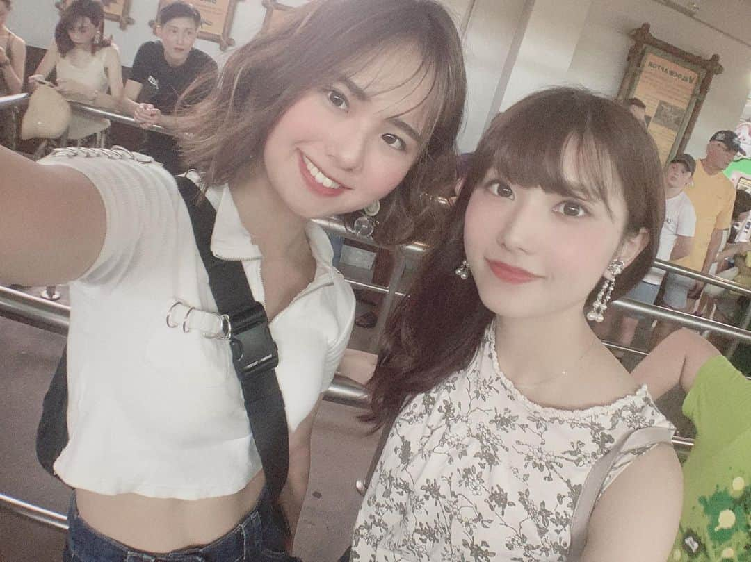 林愛莉さんのインスタグラム写真 - (林愛莉Instagram)「まきさんとUSS🇸🇬✨ 半日でほぼ周り切りましたぁ👏絶叫苦手な私達でも楽しめた🧚‍♀️ #uss  #ユニバ  #ユニバーサルスタジオ  #ユニバーサルスタジオシンガポール  #シンガポール  #ユニバ🌏」7月24日 17時19分 - rinairi_0127