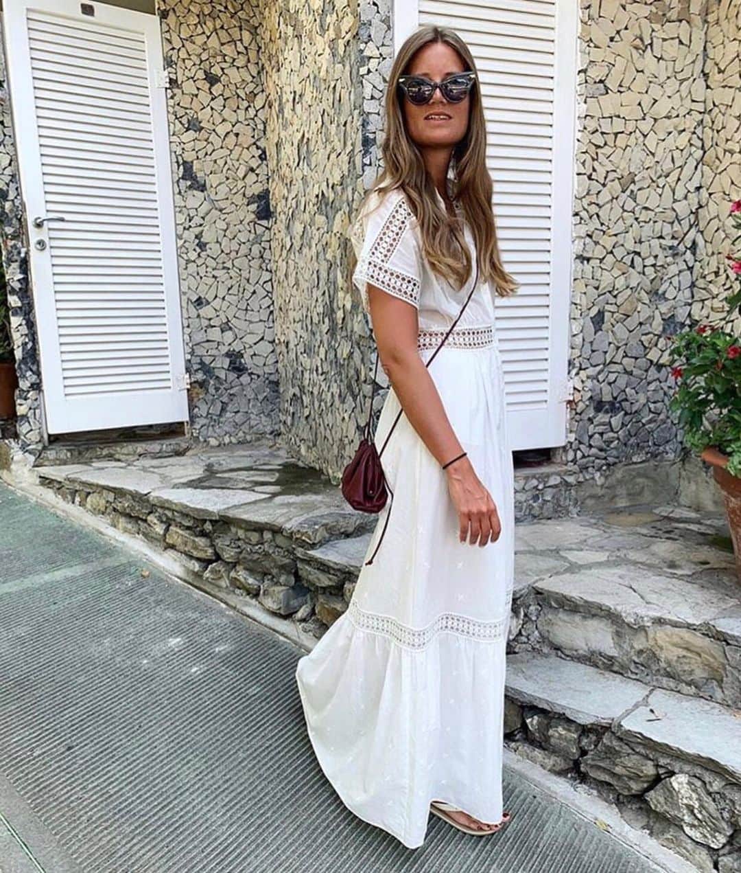 ポール&ジョーさんのインスタグラム写真 - (ポール&ジョーInstagram)「🕊Do you already have a perfect Summer white dress in your wardrobe? 🕊@sarah_rohde_olsen chose the Salerna Dress! 🇮🇹 ☀️ . . . . #paulandjoe #paulandjoeparis #summerdress」7月24日 17時26分 - paulandjoeparis