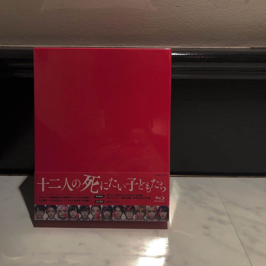 吉川愛さんのインスタグラム写真 - (吉川愛Instagram)「☺︎ 映画「十二人の死にたい子どもたち」 のBlu-ray&DVDが本日7/24〜発売です。 みんなお家でも観てね！ なんか渋谷に大きいポスターもあるらしい 私も観に行かなきゃ。🙄」7月24日 17時54分 - ai_yoshikawa_official