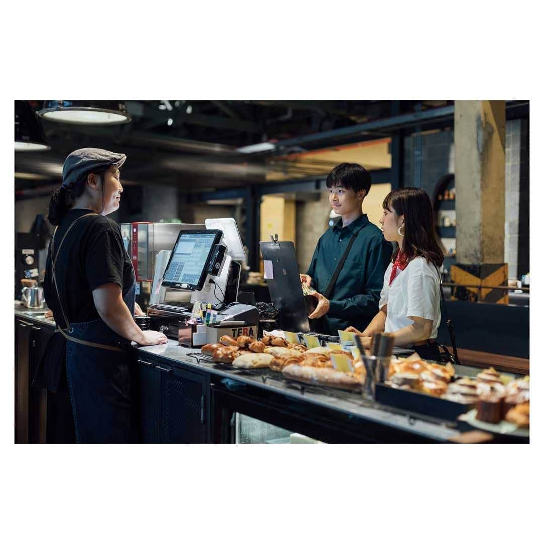 JR九州高速船株式会社のインスタグラム：「. . #釜山デート  #TERAROSACOFFEE #テラロサコーヒー . . . Photo: @shintaroyamanaka_photo . . . #F1963 #コーヒー #ケーキ #パン #🍞 #カフェ#コーヒー好きな人と繋がりたい #カフェ好きな人と繋がりたい #インテリア #海外旅行 #デート #カップル #韓国 #韓国旅行 #旅行 #船 #釜山#プサン #JR #JR九州 #ビートル #JR九州高速船  #BEETLEBUSANBOOK #BBB」