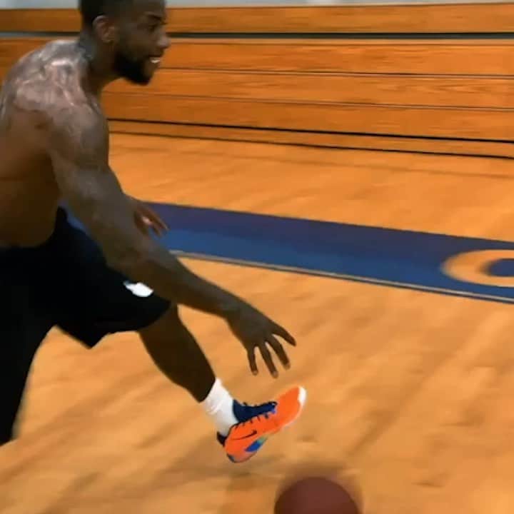 グッチ・メインのインスタグラム：「One question who gone check Guwop? 🤦🏿‍♂️🏀👀」