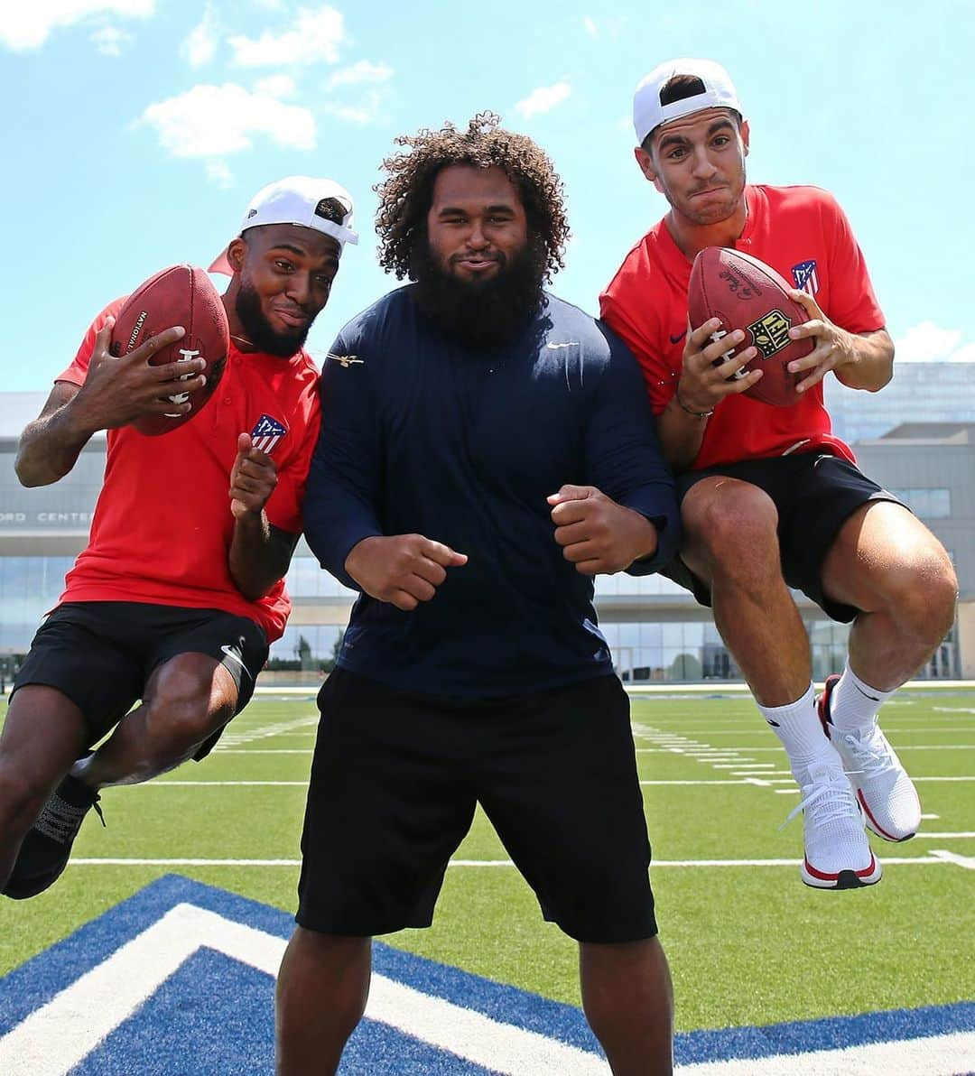 アトレティコ・マドリードさんのインスタグラム写真 - (アトレティコ・マドリードInstagram)「Best caption wins 🤜🤛 #AtletiSummerTour #CowboysNation #SquadGoals #Pretemporada #Preseason #Atlético #AtléticoDeMadrid #Atleti #AúpaAtleti」7月25日 4時54分 - atleticodemadrid