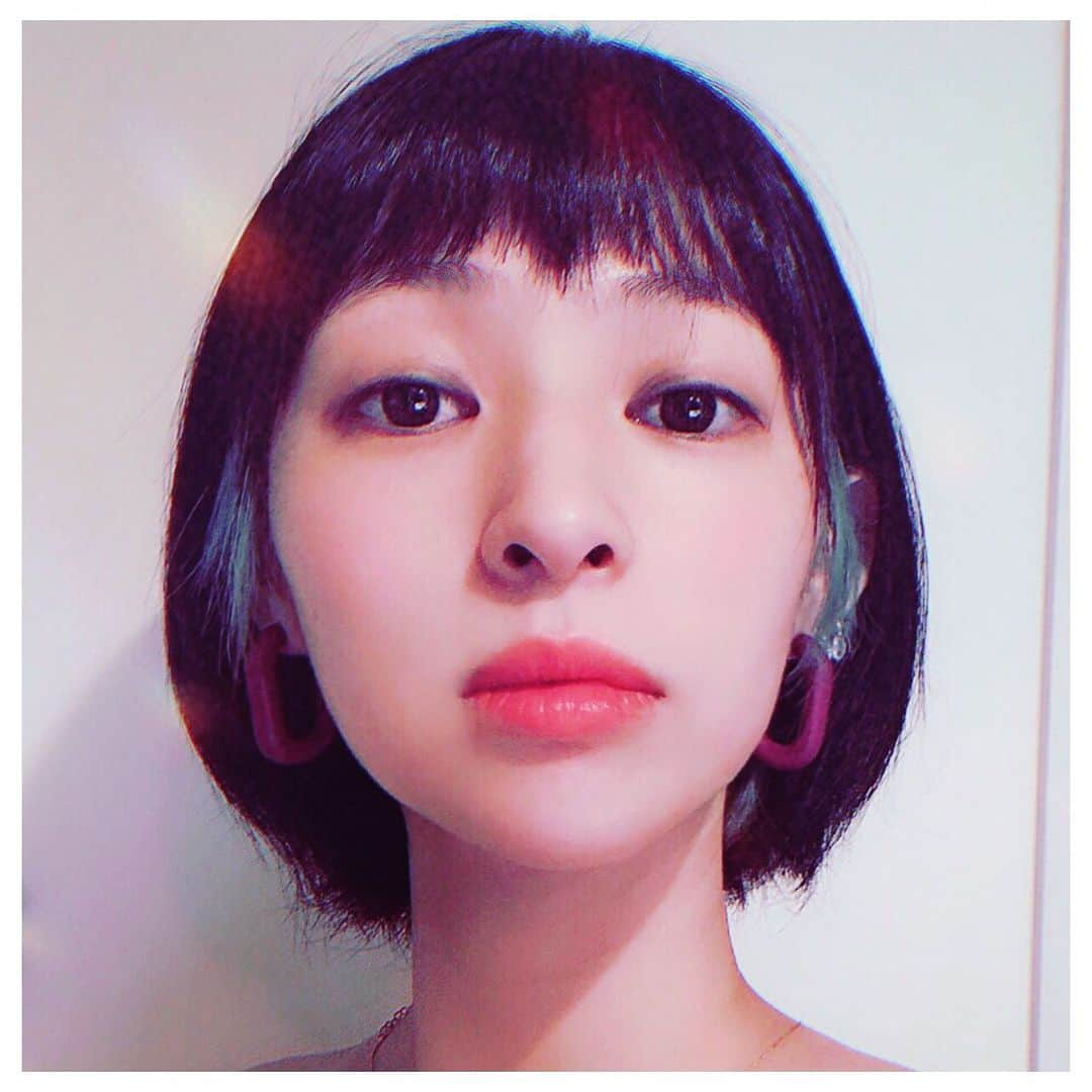 日南響子（珠麟）さんのインスタグラム写真 - (日南響子（珠麟）Instagram)「° ✂︎-------前髪--------✂︎ しかしドヤ顔が過ぎますな。」7月24日 20時02分 - kyooko_hinami_official