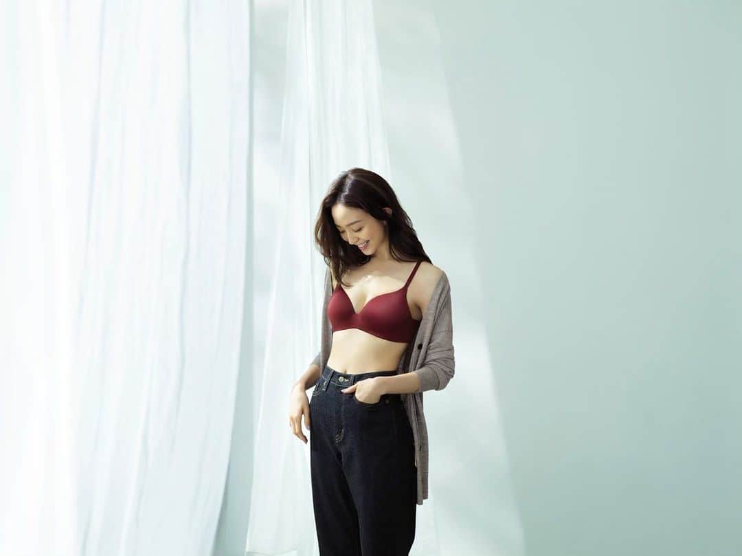 管理します 応用 ペレグリネーション ユニクロ ブラ トップ 松島 花 先行する 緩める 引き付ける