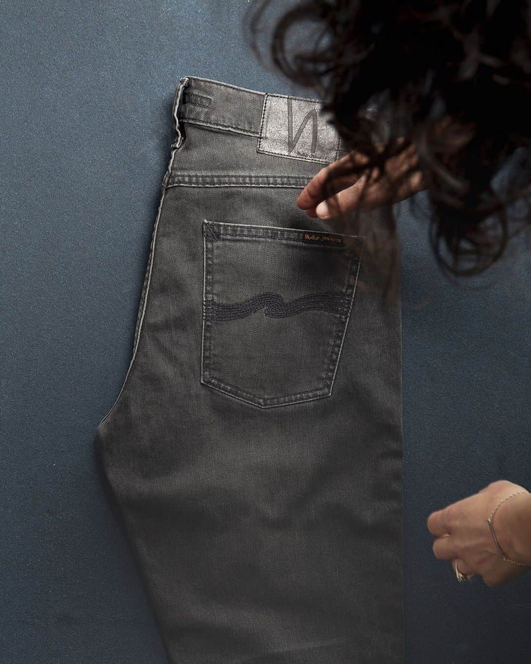 のインスタグラム：「Fall 2019 - ’Uncommon People’ drop 1 now available at Repair Shops and nudiejeans.com. View our Highlights to see more. Shop link in bio . . . #nudiejeans」