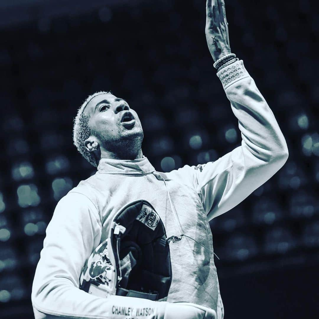 ルイス・ハミルトンさんのインスタグラム写真 - (ルイス・ハミルトンInstagram)「My good friend and brother @fencer is, like myself, a minority in a sport with very little or no diversity. He’s breaking down barriers and changing the game in fencing. Its super inspiring to see him shine and power through the struggles he faces. I’m very proud of you bro, World Champion🙌🏾 #goat #inspired #blessed #umbeweavable #stillwerise」7月24日 20時21分 - lewishamilton