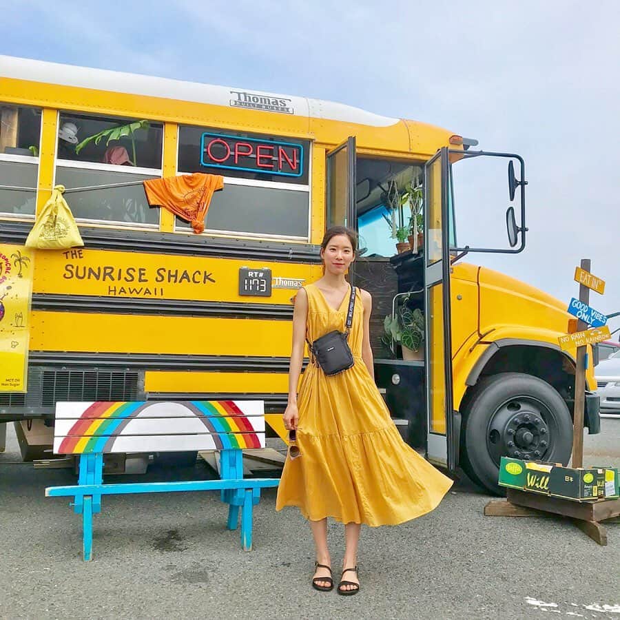 布川桃花さんのインスタグラム写真 - (布川桃花Instagram)「バスと同化😂 #momoka_fashion」7月24日 20時58分 - momoka_fukawa
