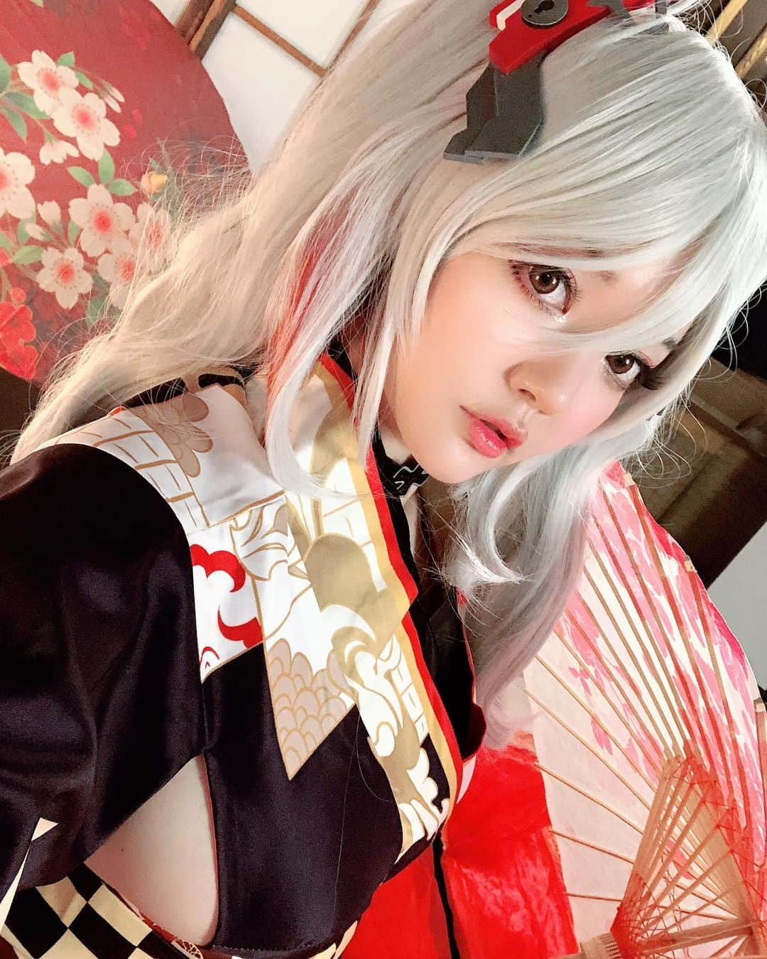 YingTzeさんのインスタグラム写真 - (YingTzeInstagram)「KMS Prinz Eugen from Azur Lane 🔥 My first IronBlood Cosplay ~ Who is your favourite Azur Lane character ?  _ It’s been awhile since my last Azur Lane cosplay ~ upcoming I have more Atago and Takao plans ! ( I have not forgotten my waifu 😂 ) _ Not streaming tonight because I’m having photoshoot ~ I’ll be streaming on Thursday - Sunday at 8pm-12 am instead. ❤️ _ #blessed #azurlane #azurlanecosplay #azurlanegame #prinzeugen #yingtzecosplay ＃アズールレーン」7月24日 21時00分 - yingtze