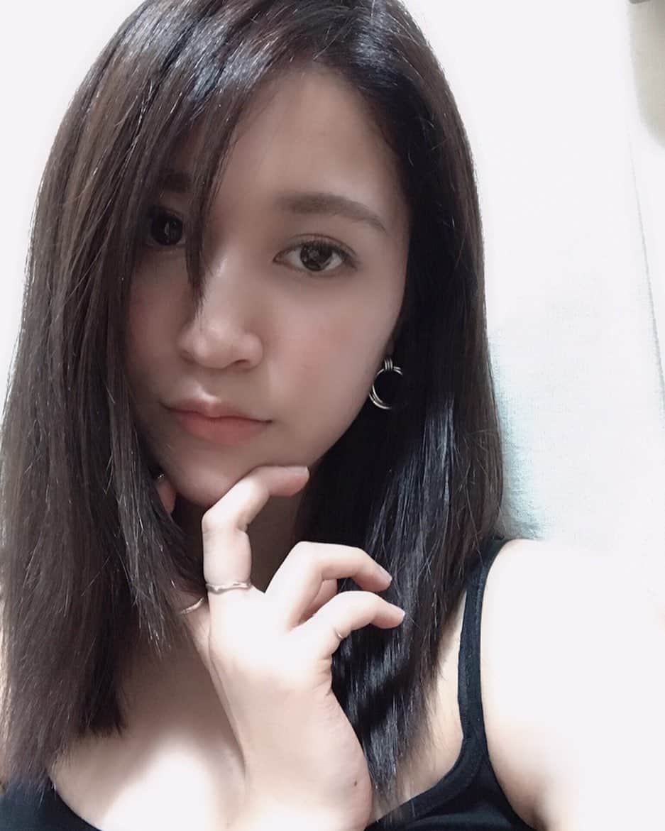 のインスタグラム：「染めた ＿＿＿＿＿ #haircolor #graypurple  @logshibuya2 @daiking.t #셀가 #머리스타그램」