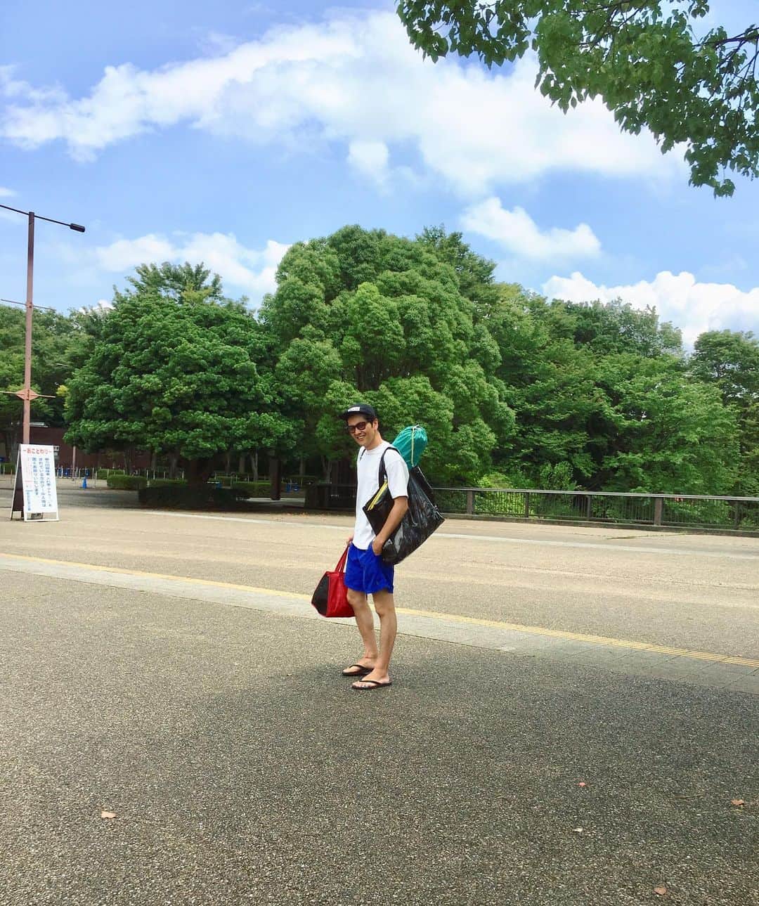 丸山智己さんのインスタグラム写真 - (丸山智己Instagram)「#プール日和 #夏休み」7月24日 21時18分 - tomomi.maruyama0327