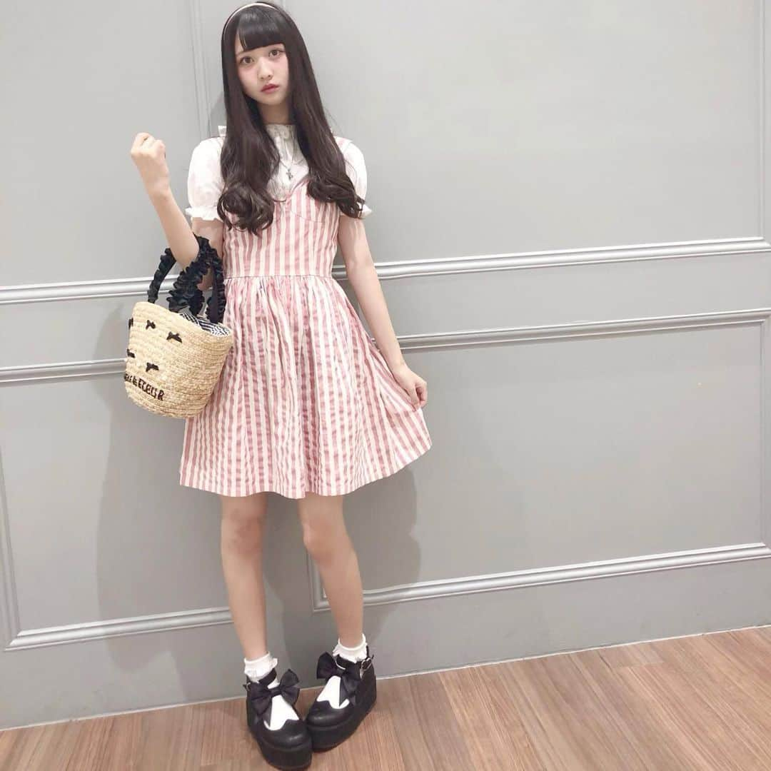 高木波夏のインスタグラム：「Dolly … ❤︎ . . . #お人形さん #お人形さんになりたい #Dolly #ドーリー #Doll #ドール #MaisondeFLEUR #AnkRouge #maisondechatnoir #メゾンドシャノワール #ワンピース #ハラ塾DREAMMATE」