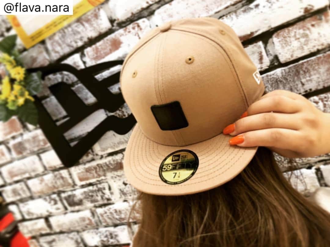narafamily | ならファミリーさんのインスタグラム写真 - (narafamily | ならファミリーInstagram)「帽子屋Flava（4F）ならファミリー店 . ならファミリー店では まだまだクリアランスsale中ですよ！！ お帽子もお陰様で売り切れ続出なので選びたい方は ぜひお早めに！  さてさて、 こちらは新しく入りました ニューエラ限定商品♪  丈夫でハリのある、薄手のキャンバス生地をフィーチャーしたシリーズ。 1960年代後半から1990年代後半まで使用されてたニューエラのキャップ型ロゴを焼き印でプレスしたレザーパッチを配しています。 こちらはニューエラを代表するスタイルである59FIFTYです。(neweraHP参照)  ぜひ、お店にお越しください♪  #帽子屋flava#帽子#ならファミリー#ならファグラム#narafamily#cap#newera#newerajapan#限定#キャップ#ニューエラ#instafashion #instagood」7月24日 21時26分 - narafa.jp