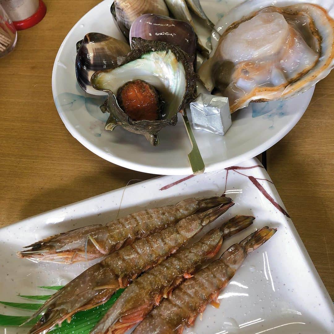 高野祐衣さんのインスタグラム写真 - (高野祐衣Instagram)「貝を求めて九十九里に！！！﻿ 蛤100個食べたかった🤤﻿ ﻿ ﻿ ﻿ ﻿ ﻿ ﻿ ﻿ #日本酒﻿ #のみたくなりました #コーラで我慢」7月24日 21時47分 - yuipooon12_06