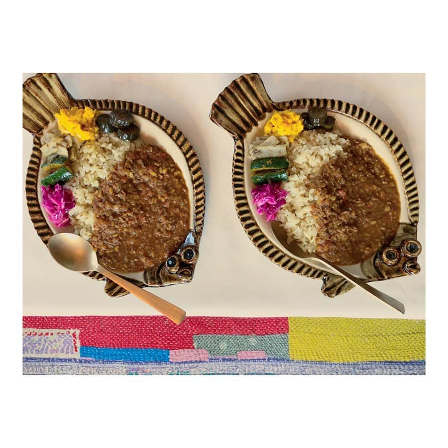 森千波さんのインスタグラム写真 - (森千波Instagram)「#1000gohan #カレイ 𓆡 #カレー 🍛 . . . . . . #curry#lunch#colorful#food#fish#お皿#器#器のある暮らし#焼物」7月24日 22時24分 - 1000wave