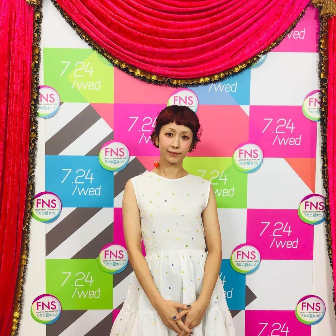 フジテレビ「FNS歌謡祭」さんのインスタグラム写真 - (フジテレビ「FNS歌謡祭」Instagram)「#FNSうたの夏まつり 放送中！  まもなく 木村カエラさんが登場😊  お見逃しなく✨  #木村カエラ #FNSうたの夏まつり」7月24日 22時39分 - fns_kayosai