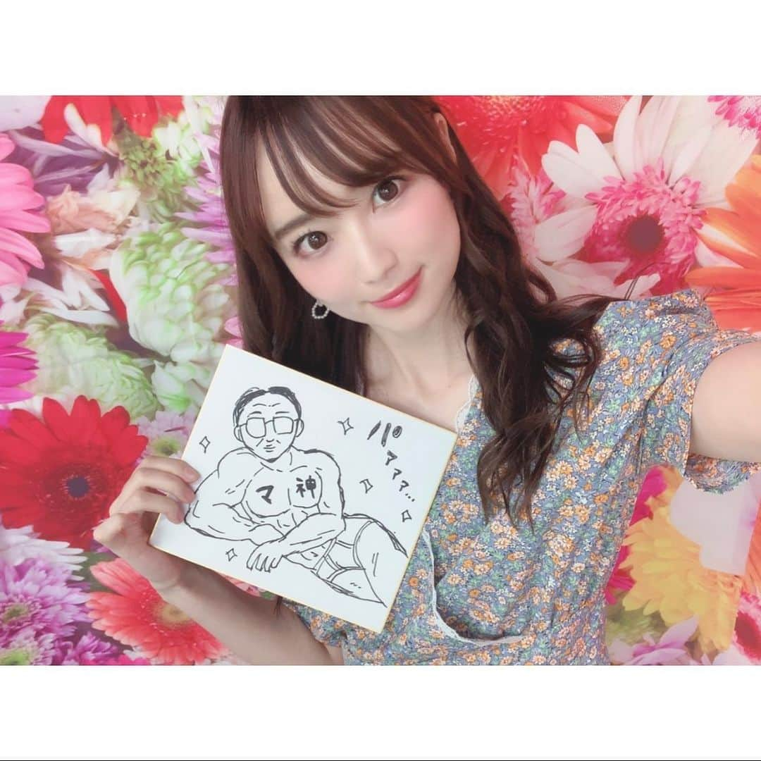 小越しほみさんのインスタグラム写真 - (小越しほみInstagram)「西口向上放送部観てくれたみんなありがとう👨‍💻💓 マサルさんは人生のバイブルだからたまに描きたくなっちゃうんだよね...マ神👨🏻 ・ #西口向上放送部 #西口向上委員会 #西口プロレス #マシェバラ #すごいよマサルさん #マッスルの神様 #マ神 #イラスト #illustration #オゴ画伯 #オゴ作品 #絵 #一発描き #油性ペン」7月24日 23時35分 - shihomi1129