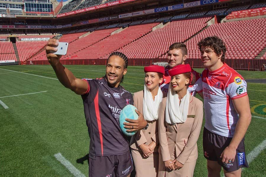 エミレーツ航空さんのインスタグラム写真 - (エミレーツ航空Instagram)「We’ve had an incredible journey with the @lionsrugbyunion and are pleased to renew our partnership with the team for another five years.  #EmiratesAirline #FlyEmiratesFlyBetter #LionsPride」7月25日 0時00分 - emirates